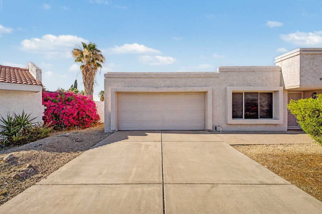 912 E Villa Rita Dr, Phoenix, inherited home sold by Shirley Coomer of Keller Williams Realty Sonoran Living